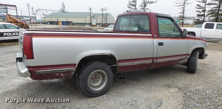 image for item DB7265 1989 Chevrolet C1500 pickup truck