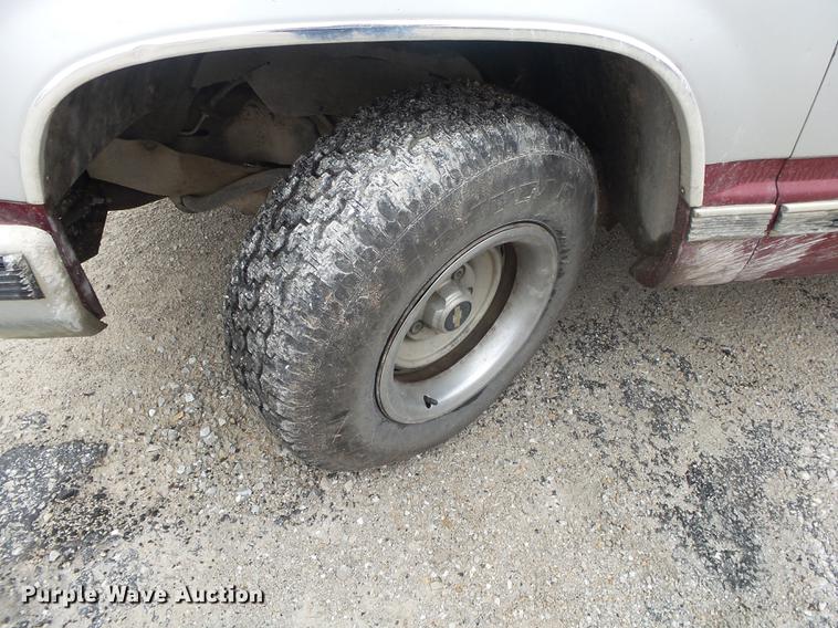 image for item DB7265 1989 Chevrolet C1500 pickup truck