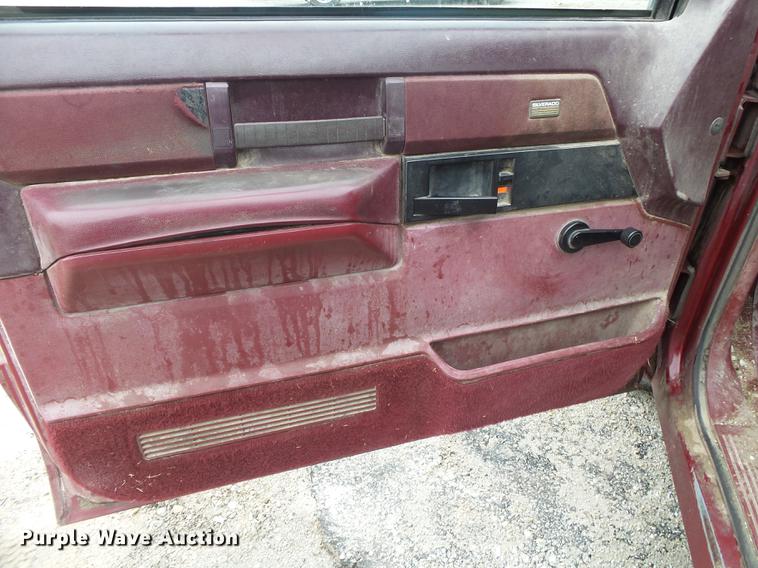 image for item DB7265 1989 Chevrolet C1500 pickup truck