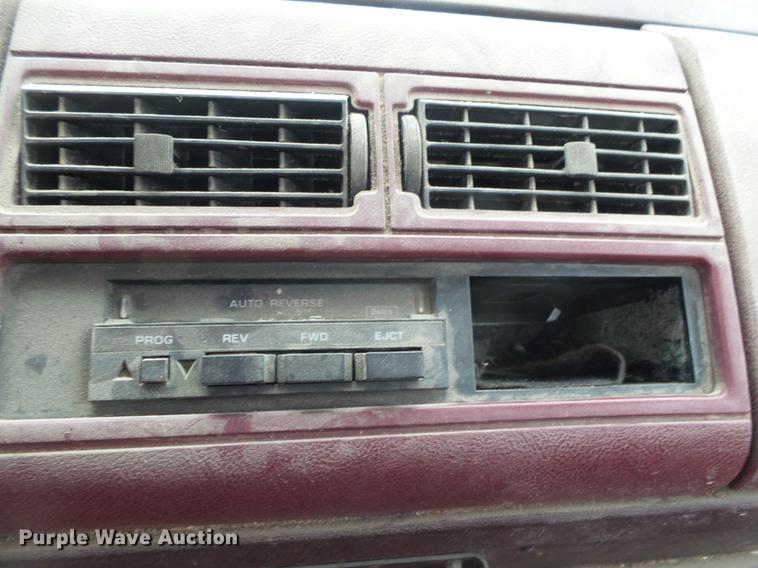 image for item DB7265 1989 Chevrolet C1500 pickup truck