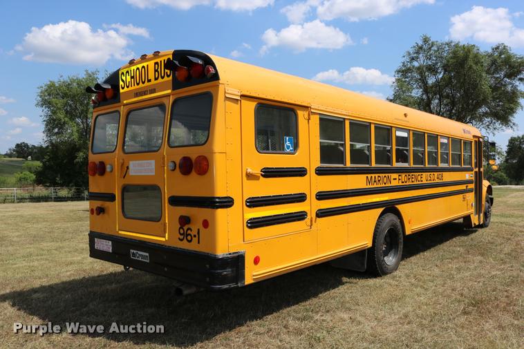 image for item DB9293 1997 International 3800 bus