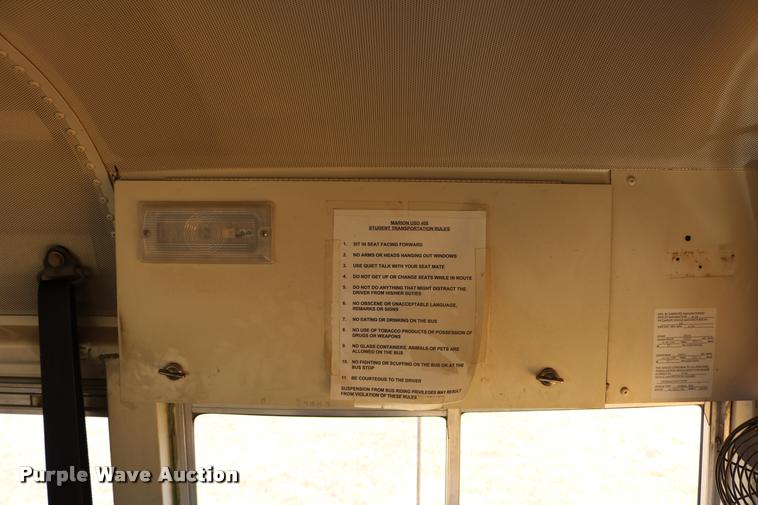 image for item DB9293 1997 International 3800 bus