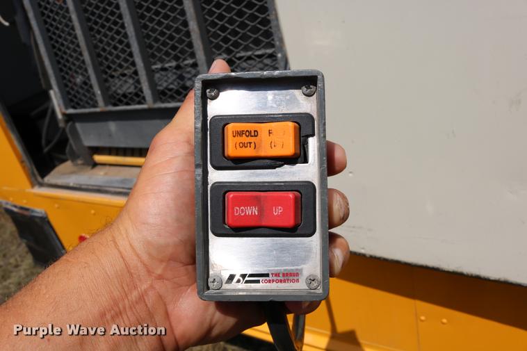 image for item DB9293 1997 International 3800 bus