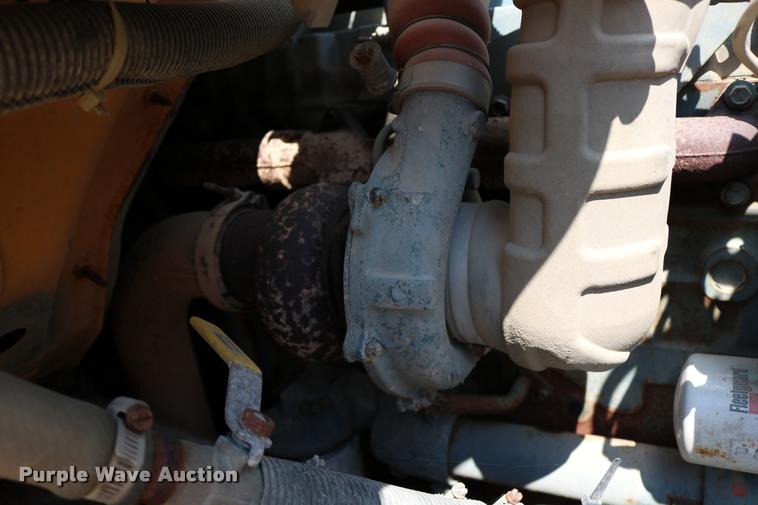 image for item DB9293 1997 International 3800 bus