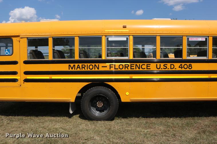 image for item DB9293 1997 International 3800 bus