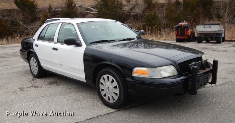 image for item DC0355 2006 Ford Crown Victoria Police Interceptor