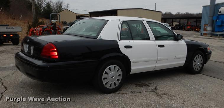 image for item DC0355 2006 Ford Crown Victoria Police Interceptor