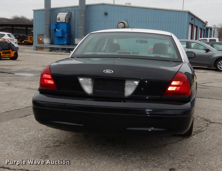 image for item DC0355 2006 Ford Crown Victoria Police Interceptor
