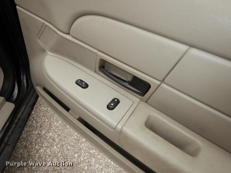 image for item DC0355 2006 Ford Crown Victoria Police Interceptor