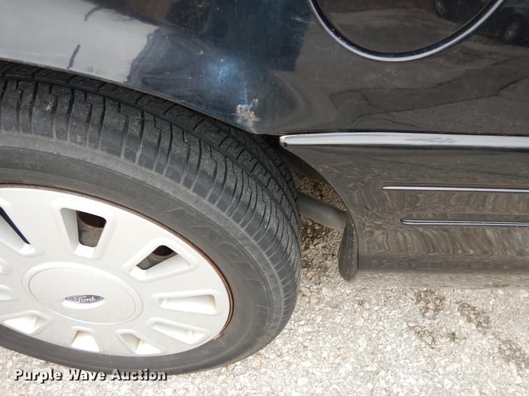 image for item DC0355 2006 Ford Crown Victoria Police Interceptor