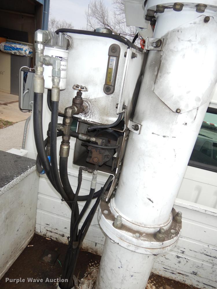 image for item DC0358 2002 International 4700 bucket truck