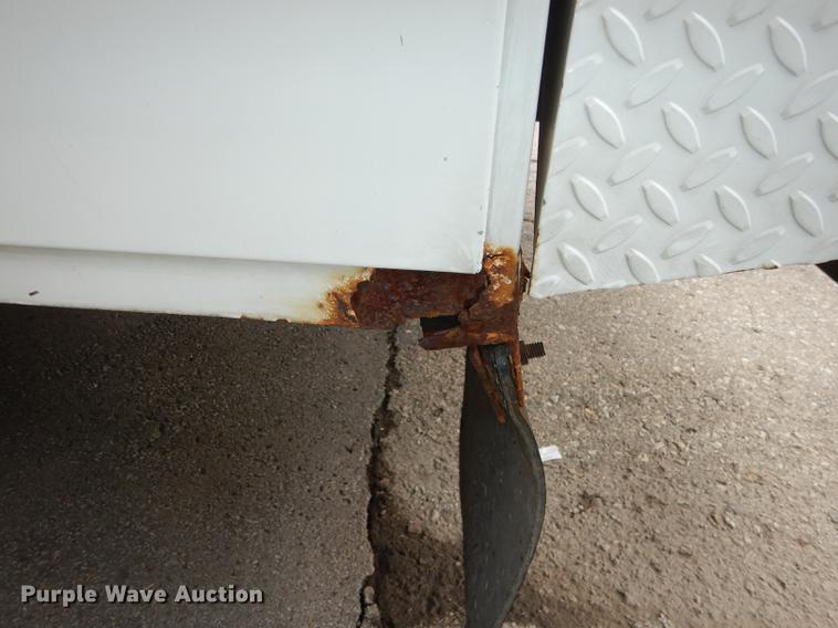 image for item DC0358 2002 International 4700 bucket truck