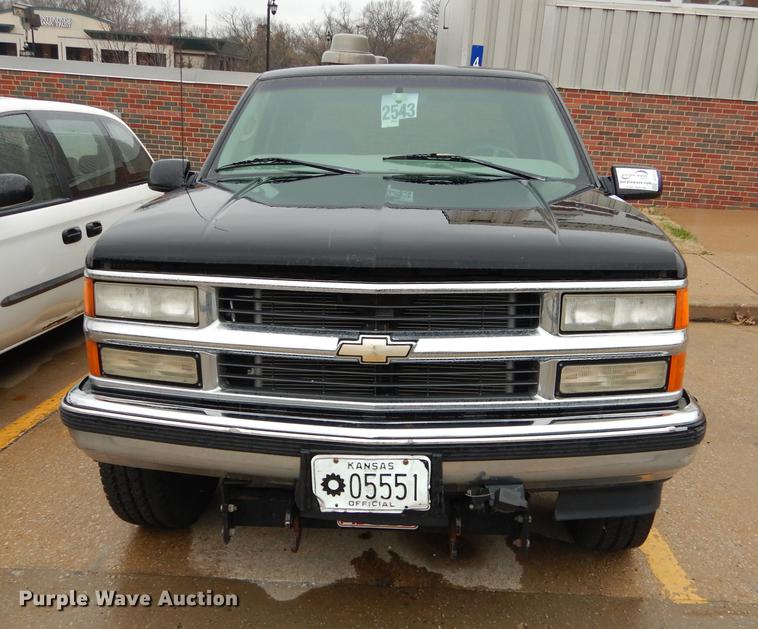 image for item DC0373 1998 Chevrolet Silverado 1500 Z71 Ext. Cab pickup truck