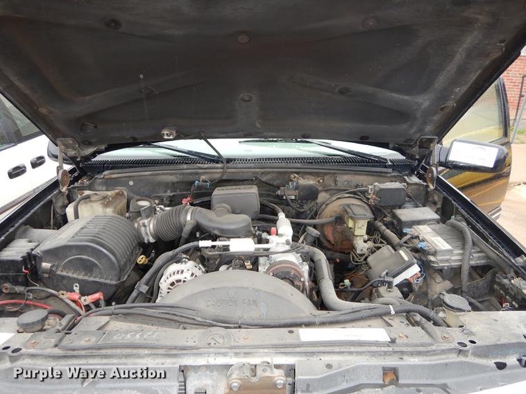 image for item DC0373 1998 Chevrolet Silverado 1500 Z71 Ext. Cab pickup truck