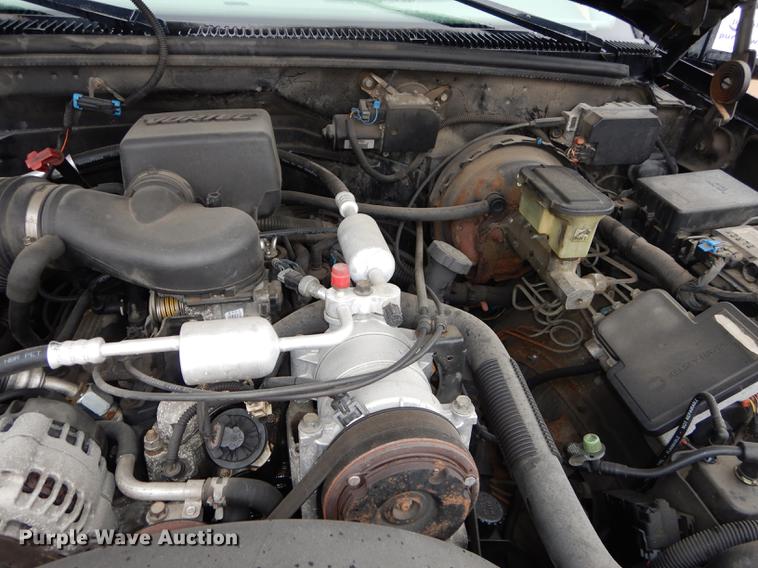 image for item DC0373 1998 Chevrolet Silverado 1500 Z71 Ext. Cab pickup truck