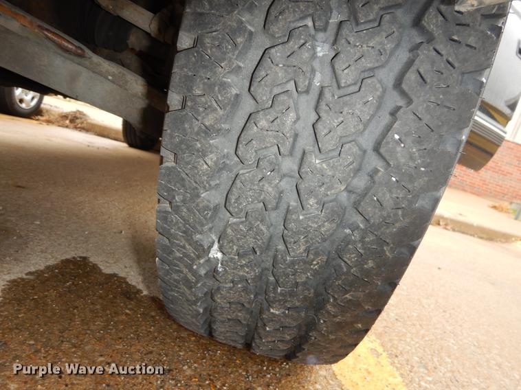 image for item DC0373 1998 Chevrolet Silverado 1500 Z71 Ext. Cab pickup truck