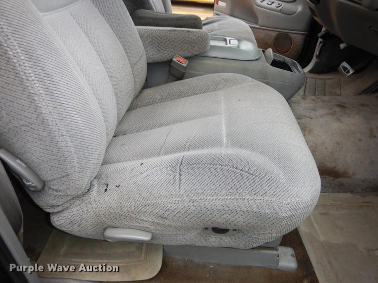 image for item DC0373 1998 Chevrolet Silverado 1500 Z71 Ext. Cab pickup truck