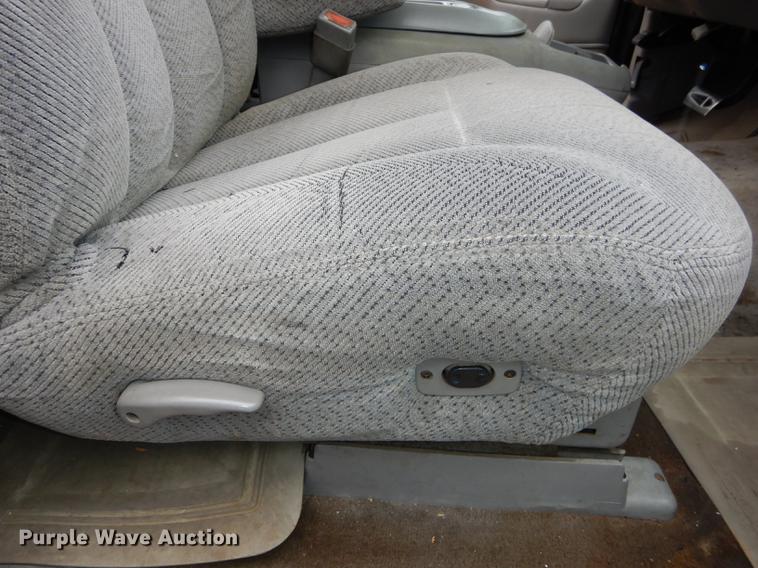 image for item DC0373 1998 Chevrolet Silverado 1500 Z71 Ext. Cab pickup truck