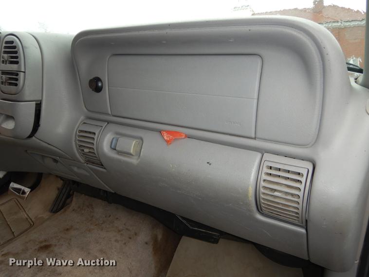 image for item DC0373 1998 Chevrolet Silverado 1500 Z71 Ext. Cab pickup truck