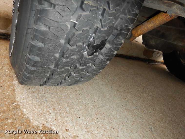 image for item DC0373 1998 Chevrolet Silverado 1500 Z71 Ext. Cab pickup truck