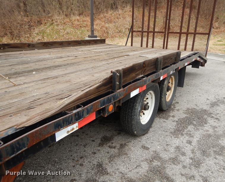 image for item DC0381 2006 H&H equipment trailer