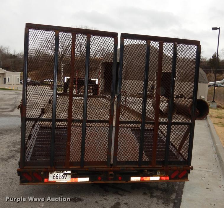 image for item DC0381 2006 H&H equipment trailer