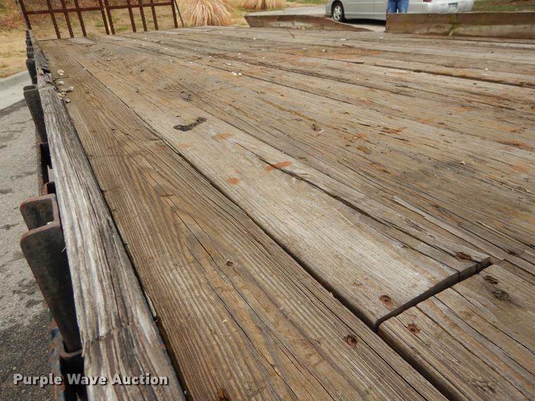 image for item DC0381 2006 H&H equipment trailer