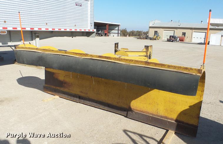 image for item DC0699 Flink 12PA48ARW snow plow