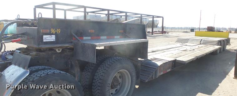 image for item DC0700 1982 Fruehauf lowboy equipment trailer