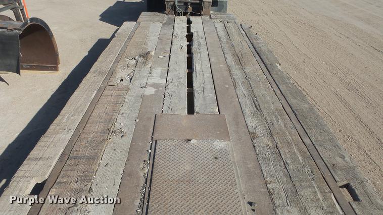 image for item DC0700 1982 Fruehauf lowboy equipment trailer