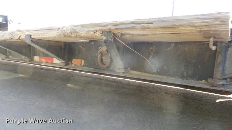 image for item DC0700 1982 Fruehauf lowboy equipment trailer