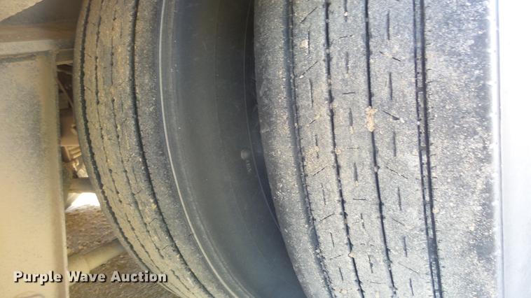 image for item DC0700 1982 Fruehauf lowboy equipment trailer