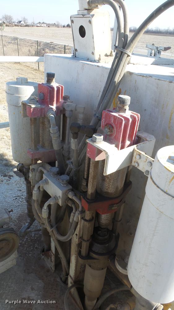 image for item DC0701 LaFarge paint striper bed