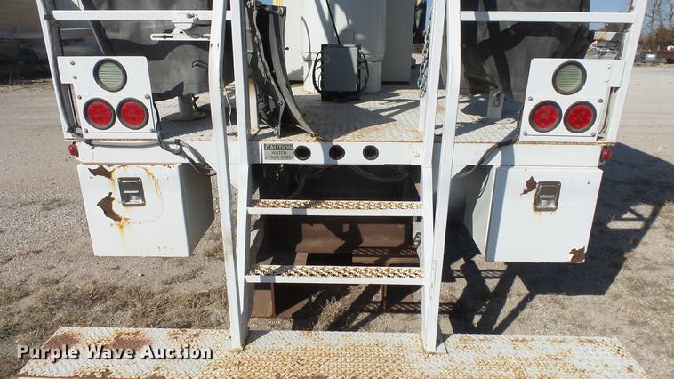 image for item DC0701 LaFarge paint striper bed