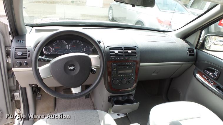 image for item DC0742 2008 Chevrolet Uplander van