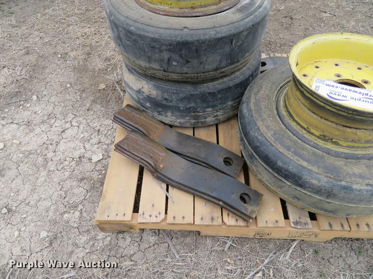 image for item DC0897 John Deere CX15 rotary mower parts