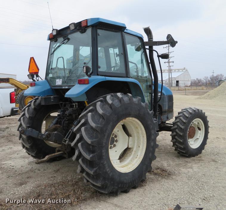 image for item DC0902 2000 New Holland TS110 MFWD tractor