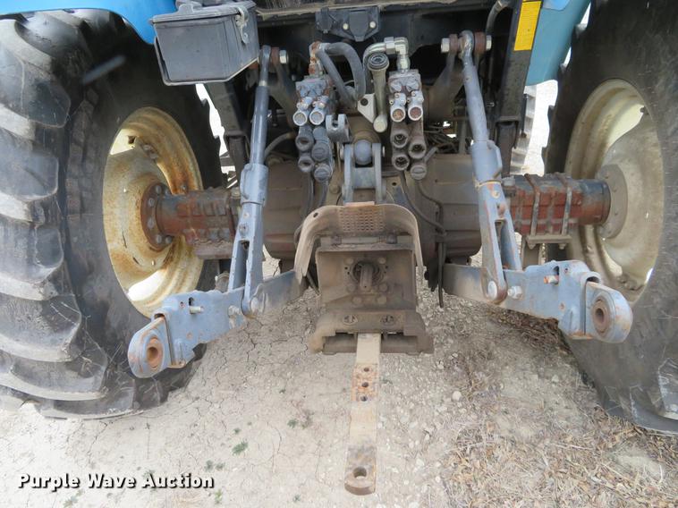 image for item DC0902 2000 New Holland TS110 MFWD tractor