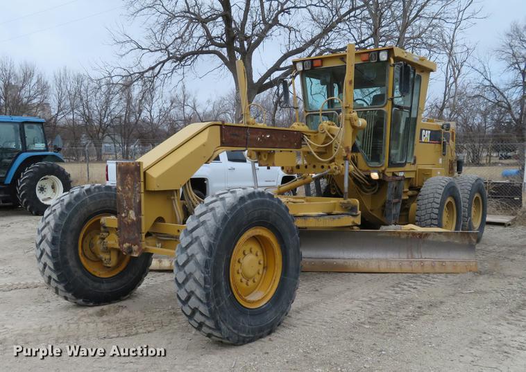 image for item DC0903 2002 Caterpillar 120H motor grader