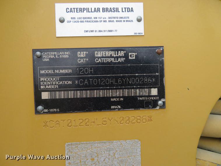 image for item DC0903 2002 Caterpillar 120H motor grader