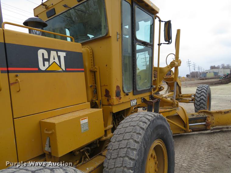 image for item DC0903 2002 Caterpillar 120H motor grader