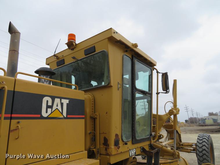 image for item DC0903 2002 Caterpillar 120H motor grader