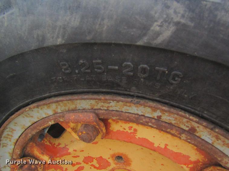 image for item DC4368 Allis Chalmers D rigid frame motor grader