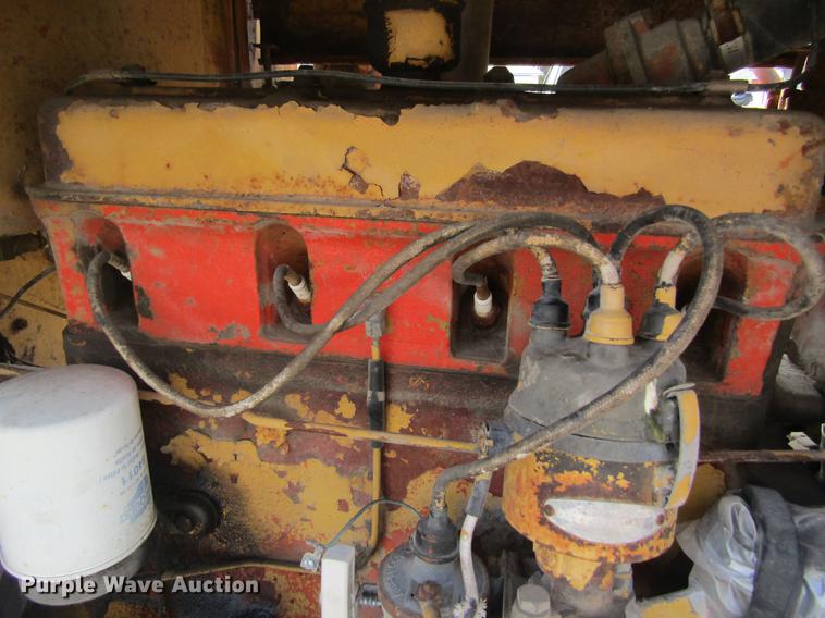 image for item DC4368 Allis Chalmers D rigid frame motor grader