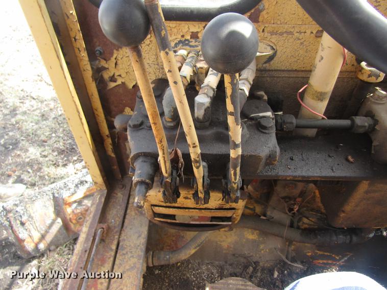image for item DC4368 Allis Chalmers D rigid frame motor grader