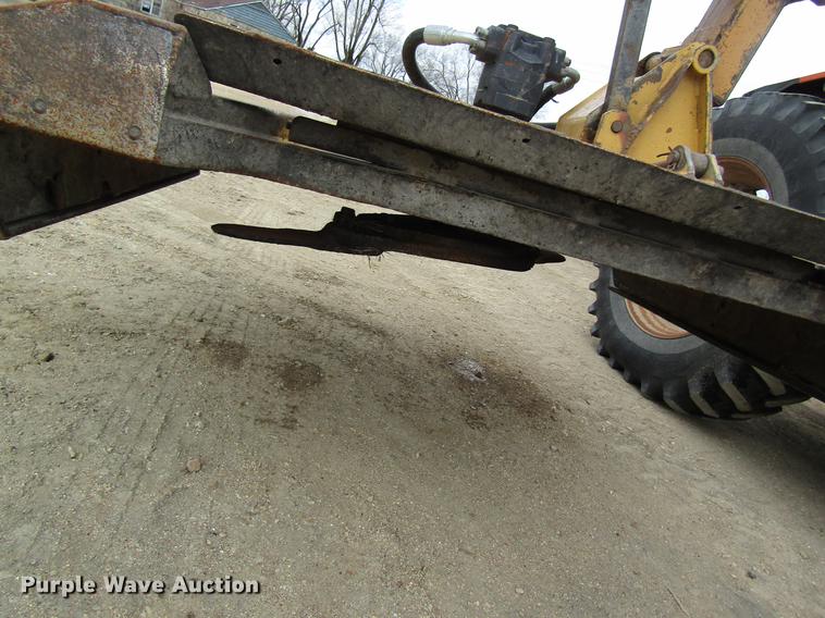 image for item DC4427 AGCO RT95 MFWD tractor with side boom mower