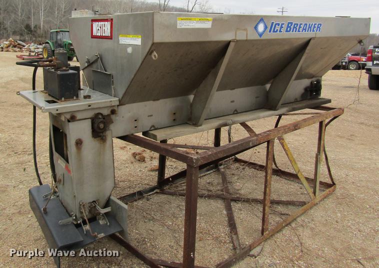 image for item DC4428 Western stainless steel spreader