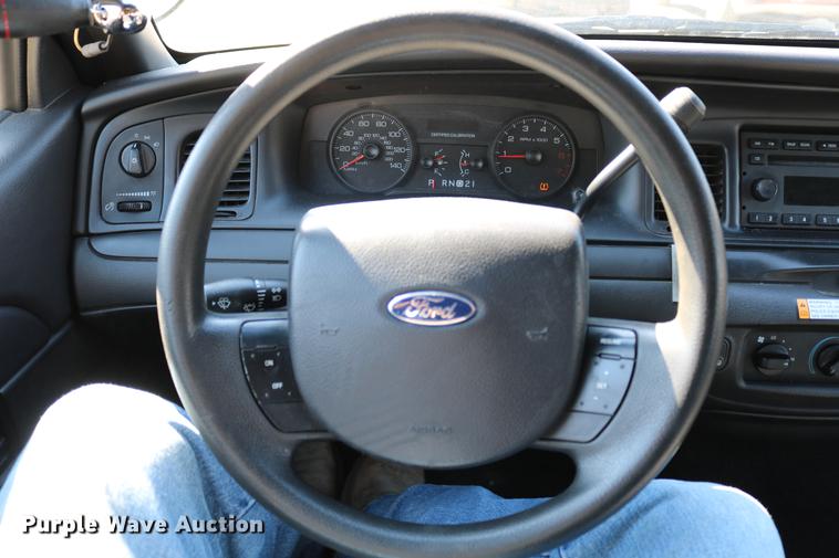 image for item DC7666 2008 Ford Crown Victoria Police Interceptor