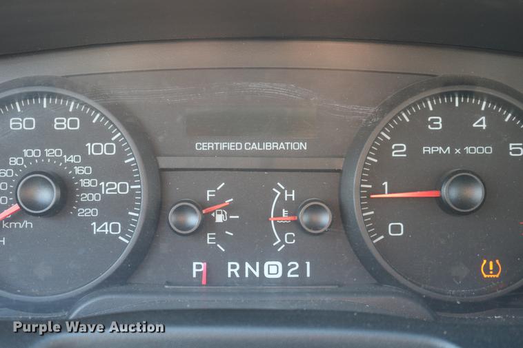 image for item DC7666 2008 Ford Crown Victoria Police Interceptor