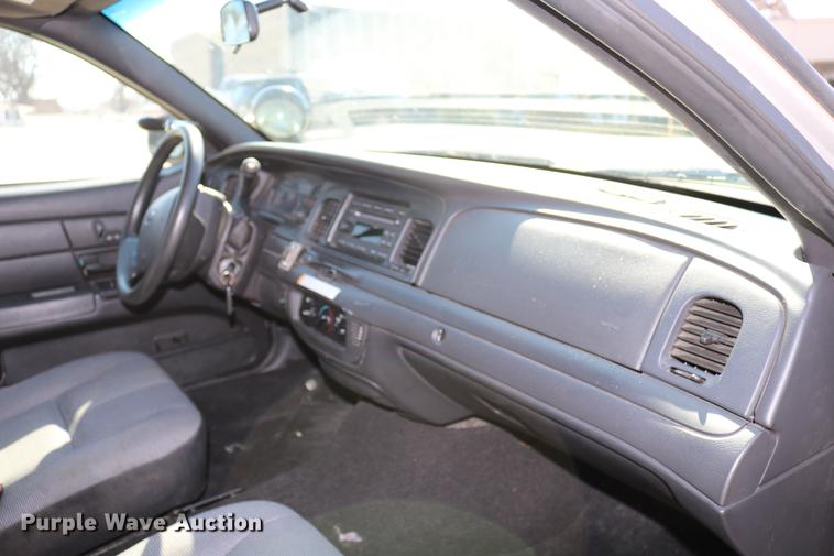 image for item DC7666 2008 Ford Crown Victoria Police Interceptor